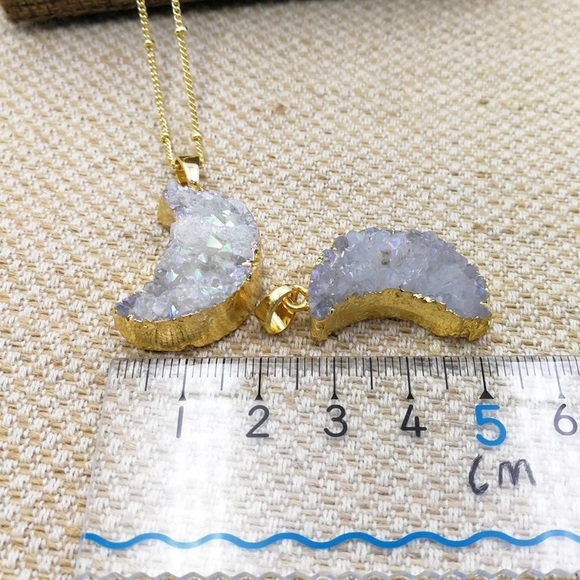 Natural crystal quartz druzy necklace🌙 - Picture 5 of 5